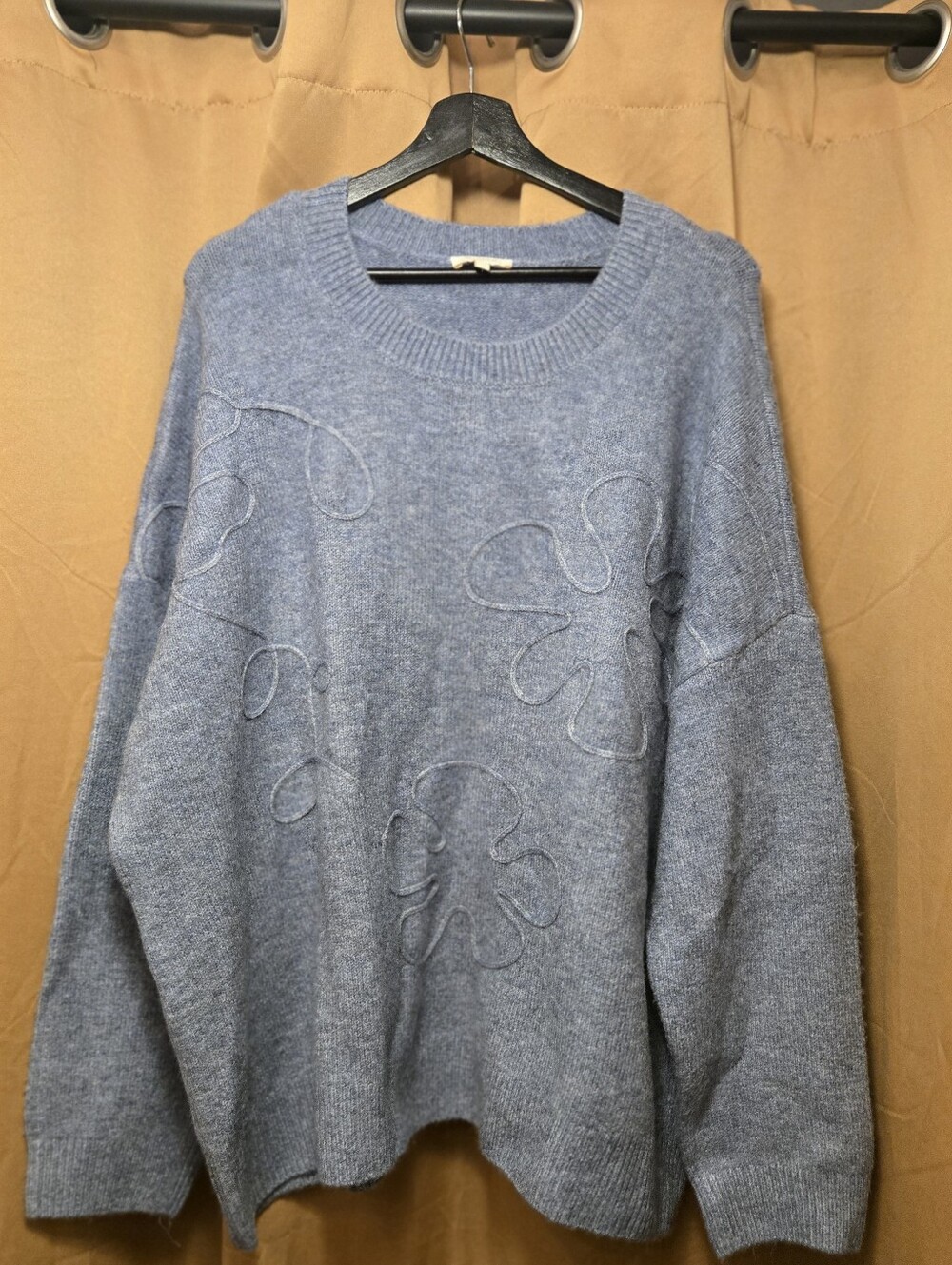 Parker Blue Floral Applique Crewneck Sweater - XXL